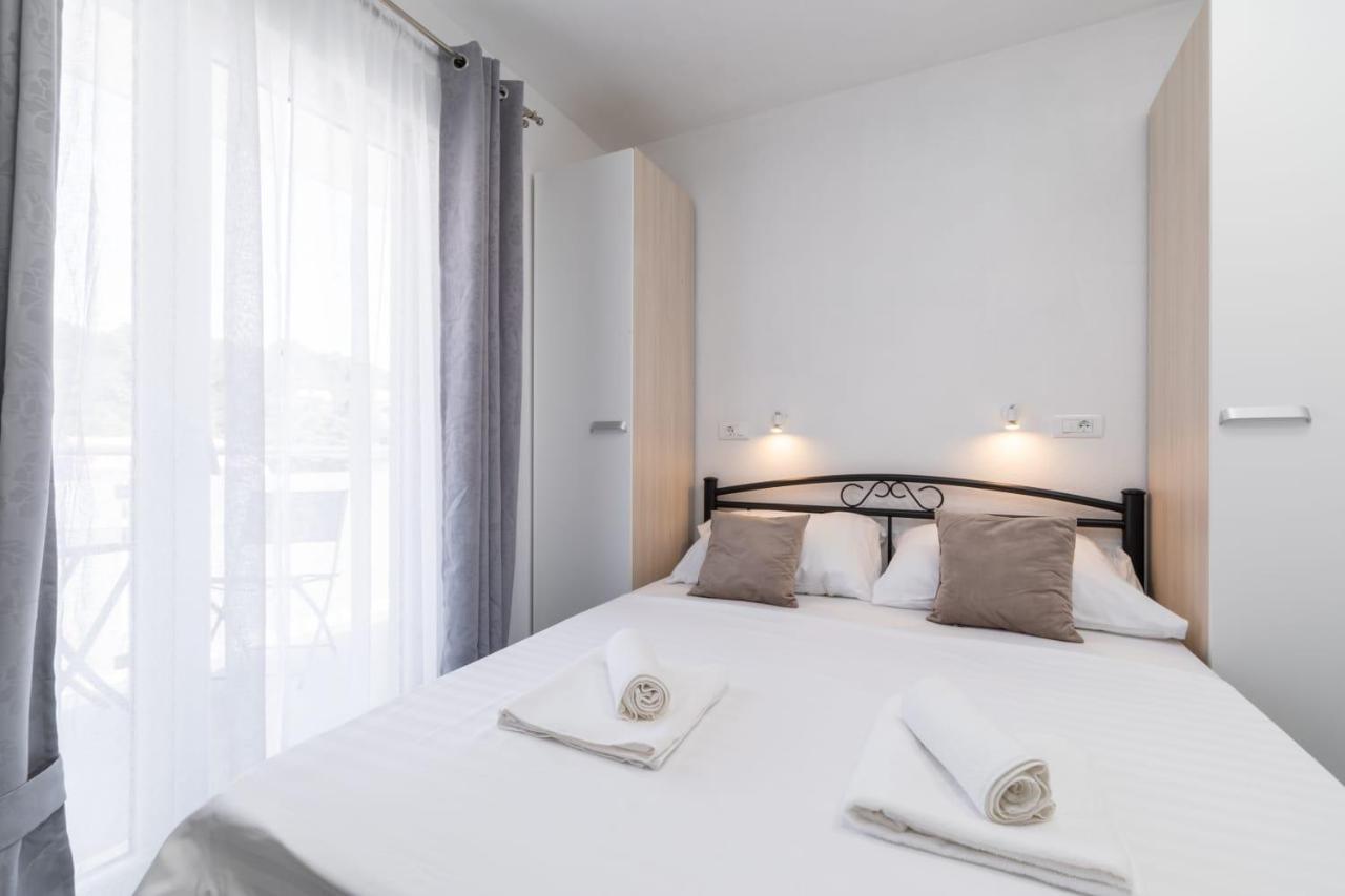 Maloa One Bedroom Apartment Smokvica  Bagian luar foto