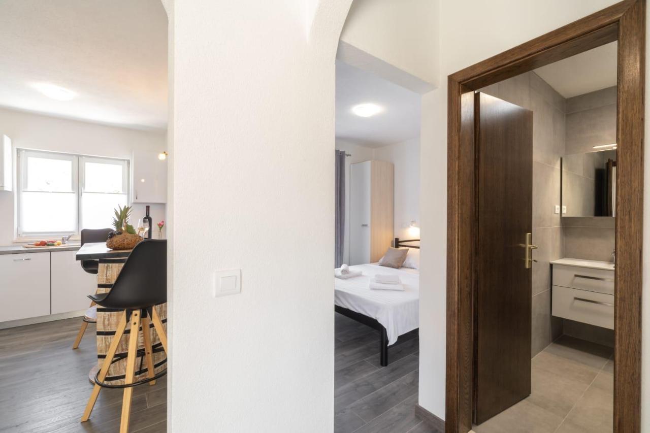 Maloa One Bedroom Apartment Smokvica  Bagian luar foto
